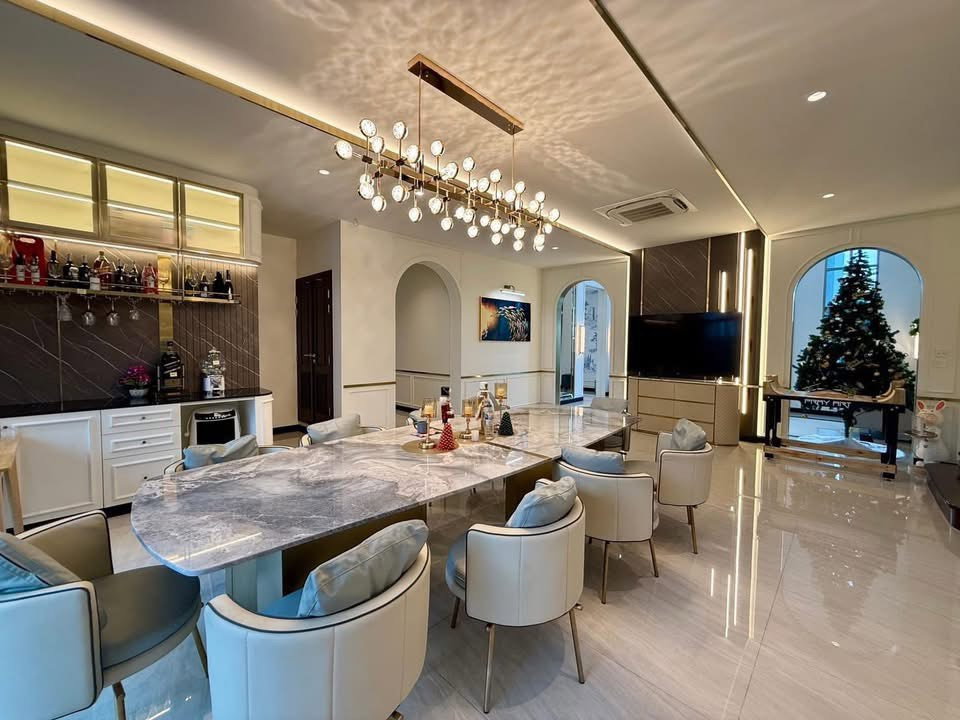 รูป ให้เช่าบ้านหรูระดับ Super Luxury - รูปที่ 8/30