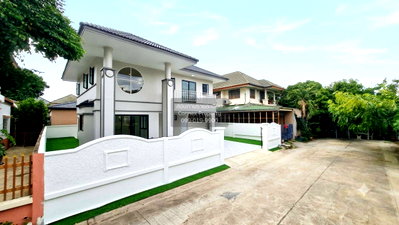 Houses for sale Nonthaburi : For Sale House , The Emerald Garden & Sport Club , MRT-Bang Rak Yai , Bang Phlap , Pak Kret , Nonthaburi , CX-175713 ✅ Live chat with us ADD LINE @connexproperty ✅