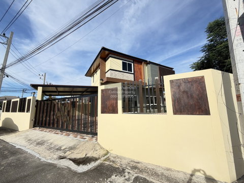 ขายบ้าน หมู่บ้านมณีแก้ว ห้วยกะปิ เมืองชลบุรี ชลบุรี CX-174446 ✅ ทักไลน์ @connexproperty ตอบทันที ทีมงานมืออาชีพ ✅