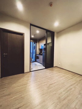Condo for Sale at The Line Wongsawang, 32 sq.m., 1 Bedroom 1 Bathroom, Near MRT Wongsawang, Tenant Included, THB 2,450,000