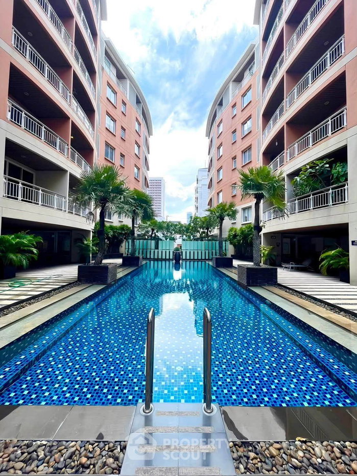 picture 2-BR Condo at The Rise Sukhumvit 39 near BTS Phrom Phong (ID 3322442) - 26/29
