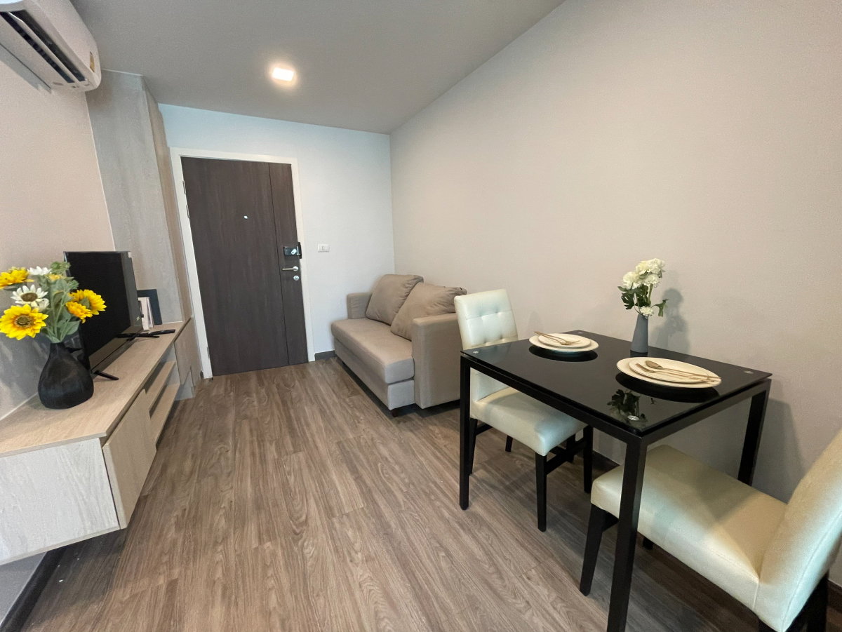 รูป The Collect Ratchada 32 ห้องสวย ราคาดี สอบถามเพิ่มเติมได้ที่ Line @condorental - รูปที่ 3/9