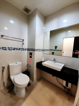 AA692308 | 1 ห้องนอน | -1 ห้องน้ำ | BTS Phaya Thai | 35.5 ตร.ม. | 18,500 บาท/เดือน | ชั้น 9 — Ideo Q Phyathai Downtown Bangkok