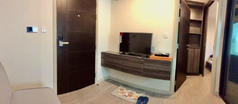 ขายถูก ขายเท่าทุน Low-Rise คอนโดวิลล่า ลาซาล สุขุมวิท 105- 25 ตรม. ชั้น 4 *วิวสระน้ำ