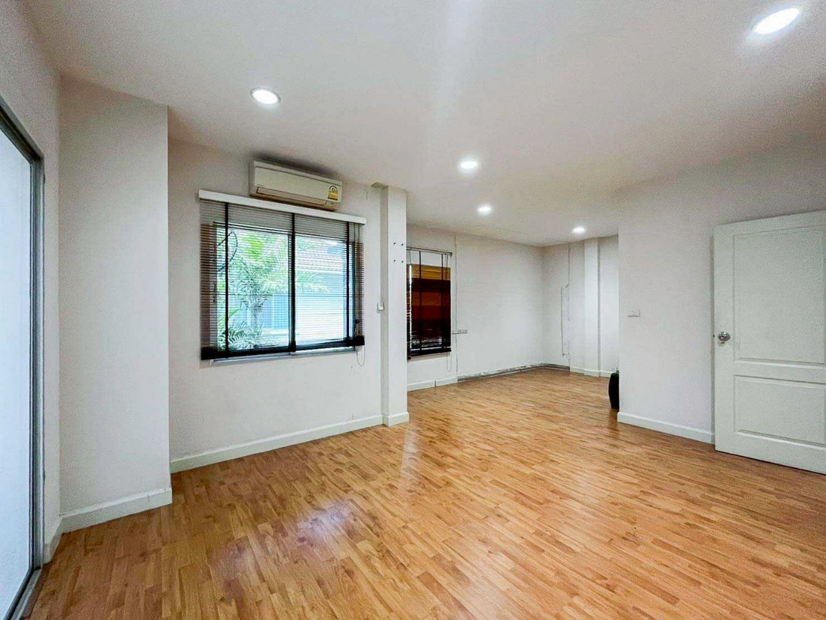 รูป ขาย บ้านเดี่ยว 2 ชั้น หมู่บ้าน Life Bangkok Boulevard พระราม 2 หลังริม 57 ตรว - รูปที่ 3/18
