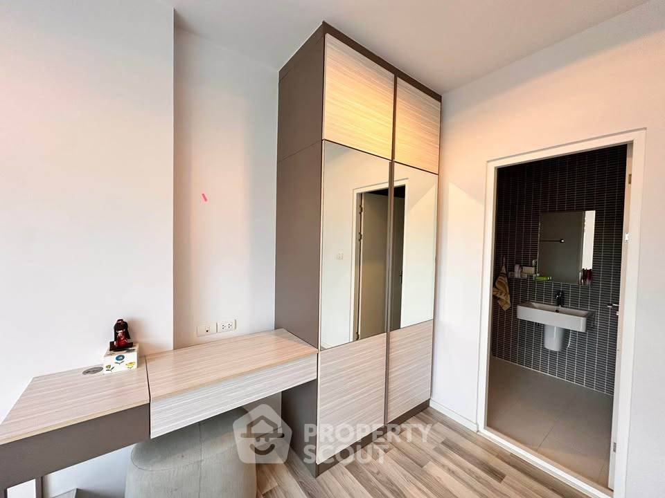picture 2-BR Condo At North Condo In Suthep, Chiang Mai (ID 3326507) - 11/12