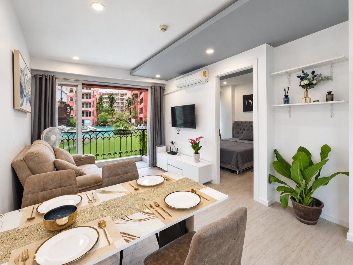 picture SEVEN SEAS CONDO JOMTIEN – RENOVATED GROUNDFLOOR POOLSIDE 1-BEDROOM - 1/11