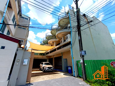 อาคารพาณิชย์ BTS ปุณณวิถี : อาคาร Mixed-use Building (ออฟฟิศ, โกดัง พร้อมที่พัก)