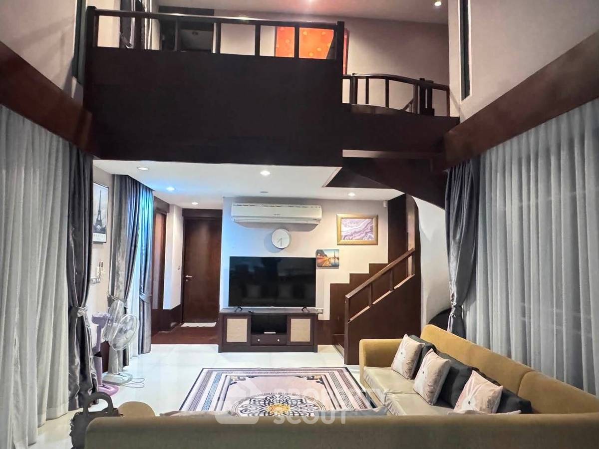 picture Spacious 3-BR 356 Sqm Villa At Nagawari Pool Villas (ID 3326435) - 5/9