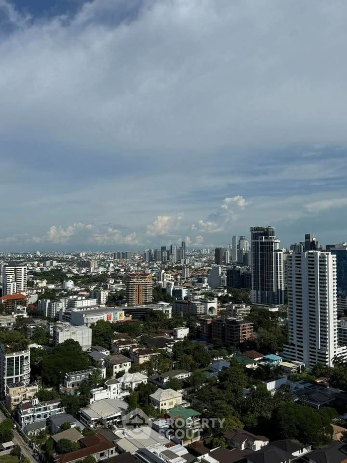 picture 31st-Floor 1-BR At HQ Thonglor Near BTS Thong Lor (ID 3315116) - 2/4