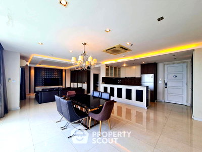 Condos for rent : 300 Sqm 3-BR Condo At The Fourwings Residence (ID 3173186)