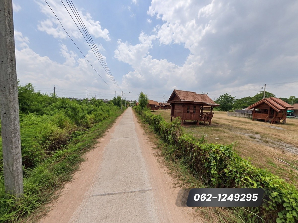 รูป ขายที่ดินติดถนนมิตรภาพ 4ไร่ 3งาน 73ตรว. น้ำไม่ท่วม ทำเลเชื่อมกรุงเทพ-โคราช-อีสาน อ.สีคิ้ว จ.นครราชสีมา - รูปที่ 6/9