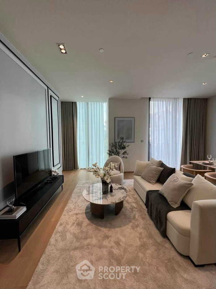 picture 2-BR Condo at 28 Chidlom near BTS Chit Lom (ID 3323270) - 4/17