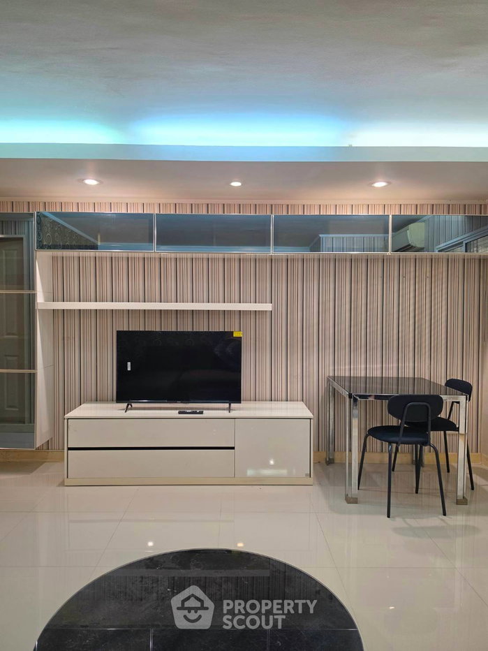 picture 1-BR Zenith Place @ Sukhumvit Condominium Near BTS Phra Khanong (ID 3326627) - 9/11