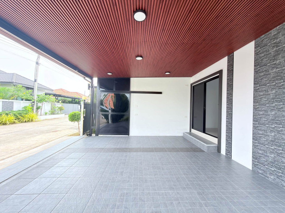 รูป บ้านเดี่ยวซอยสยามคันทรี่คลับ ใกล้อ่างเก็บน้ำมาบประชัน ทรงโมเดิร์นทันสมัย 3ห้องนอน 2ห้องน้ำ - รูปที่ 3/42