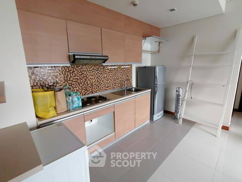 picture 200m To BTS Phra Khanong | 2-BR Le Luk Condominium (ID 2834868) - 8/8