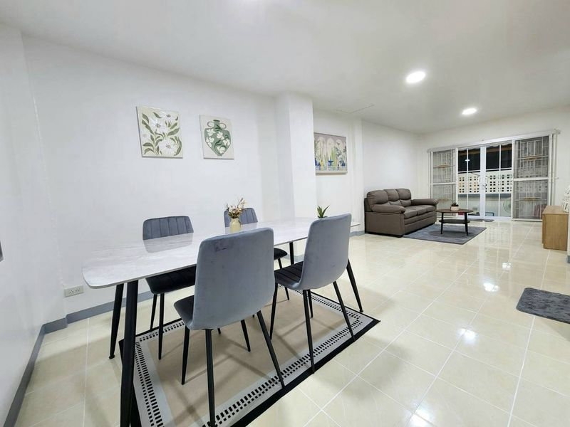 รูป ขายทาวน์โฮมรีโนเวทใหม่ ม.อิสเทิร์นแลนด์3 ศรีราชา - รูปที่ 7/20