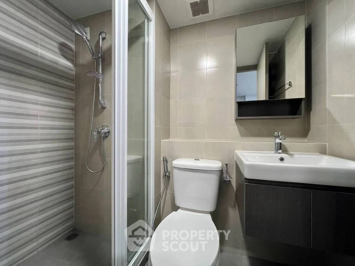 picture High-Floor 1-BR Aspire Sukhumvit-Rama 4 Near BTS Phra Khanong (ID 3323317) - 7/7