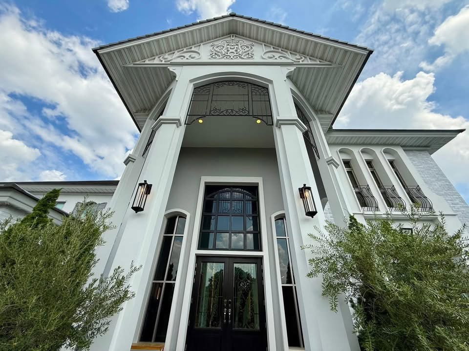 รูป ให้เช่าบ้านหรูระดับ Super Luxury - รูปที่ 4/30