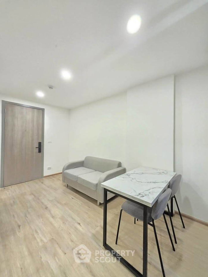 รูป คอนโดสองห้องนอน โครงการ Oneder Kaset Condo ย่านลาดยาว (ID 3326321) - รูปที่ 3/7