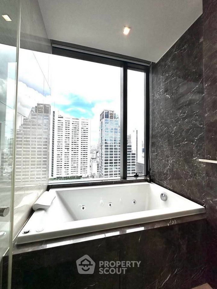 picture 21st-Floor 2-BR Ashton Silom Near BTS Chong Nonsi (ID 3322991) - 9/11