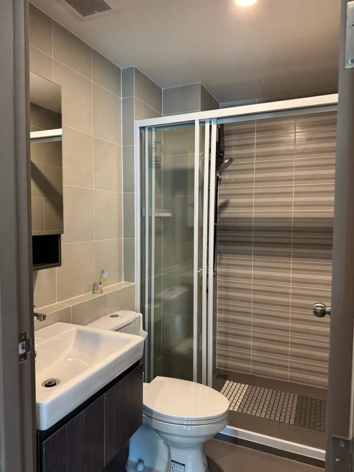 picture For Rent: Aspire Ratchayothin 350m from BTS Green line - 11/19