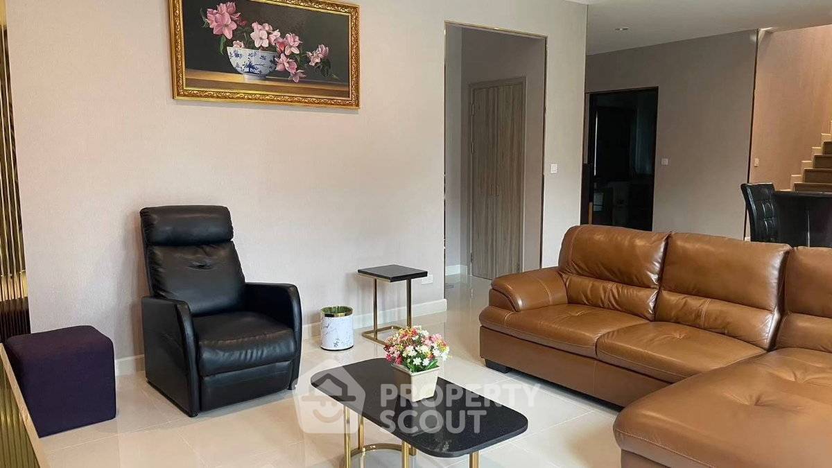รูป บ้าน 4 ห้องนอน ขนาด 280 ตร.ม. ที่ The Palm Bangna - Wongwaen (ID 3324085) - รูปที่ 3/5