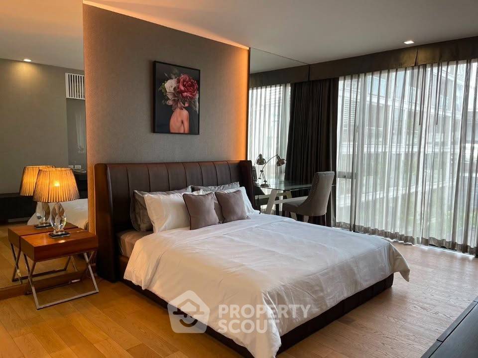 picture 200m To BTS Phloen Chit | 2-BR O2 Hip Condominium (ID 3322811) - 3/10