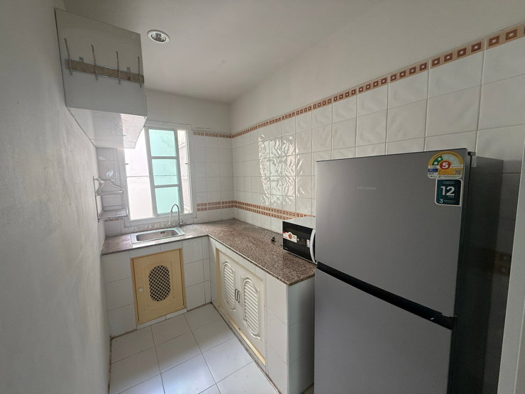 picture 🌈MRT Huai Khwang/Pracha Uthit 6 🏦Condo for rent next to MRT Huai Khwang, only 1.2 kilometers, 16 minutes walk 🎉 - 6/11