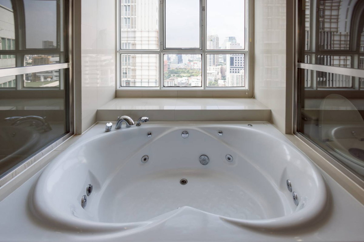 รูป ให้เช่าห้องชุด The Grand Sethiwan Sukhumvit 24 Penthouse 450 ตร.ม 4 นอน 5 น้ำ ชั้น 30 Full Furnished - รูปที่ 42/43