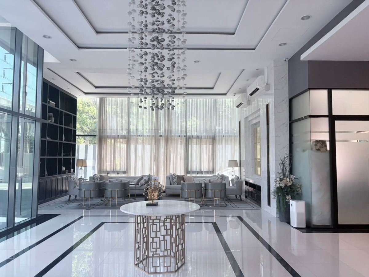 picture ðŪCondo For Rent Knightsbridge Sky River Ocean Near BTS Paknam 26.5 sq.m Fully furnished Lease 9000-- - 12/15