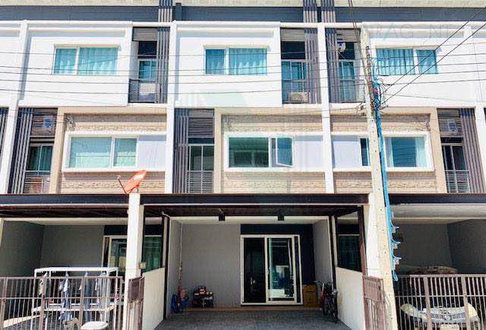 📌 ขายทาวน์เฮาส์ โครงการ พาทิโอ บางนา-วงแหวน 3 ชั้น 3 ห้องนอน 3 ห้องน้ำ
