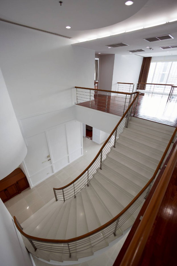 รูป ให้เช่าห้องชุด The Grand Sethiwan Sukhumvit 24 Penthouse 450 ตร.ม 4 นอน 5 น้ำ ชั้น 30 Full Furnished - รูปที่ 10/43