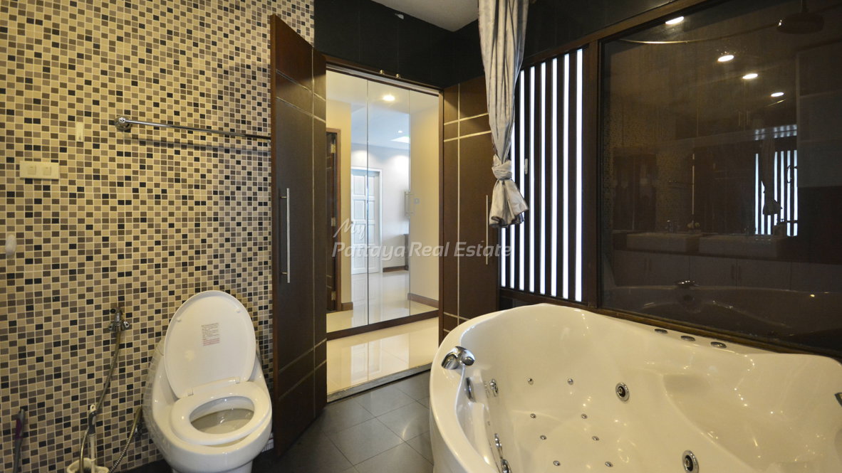 รูป 🛏️ 2 ห้องนอน - 🛁 1 ห้องน้ำ - 🏙️ Pool View - 🌏 ชื่อชาวต่างชาติ - 🏢 Baan Suan Lalana Jomtien - รหัส: BSL21 - รูปที่ 2/21