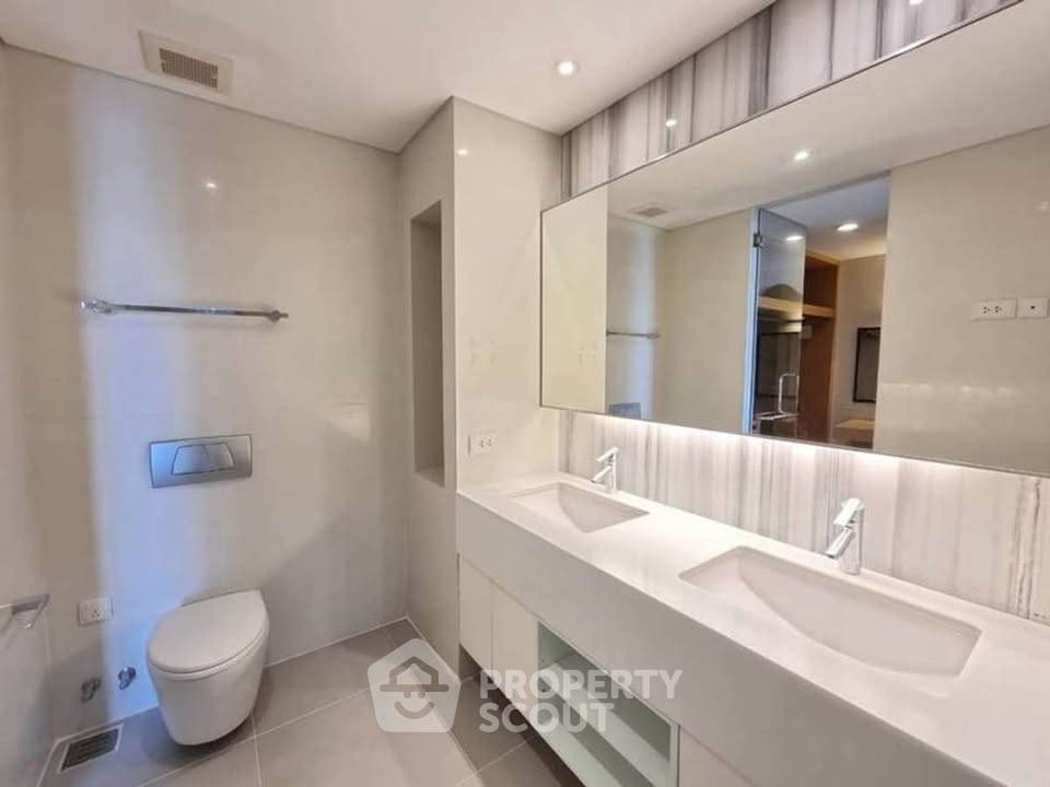 picture Pet-Friendly 2-BR Aequa Sukhumvit 49 Condominium Near BTS Thong Lor (ID 2908799) - 12/18