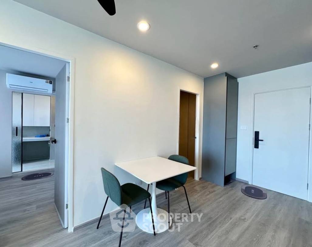 picture 2-BR Condo at Regent Home Wutthakat near BTS Wutthakat (ID 3173980) - 4/5