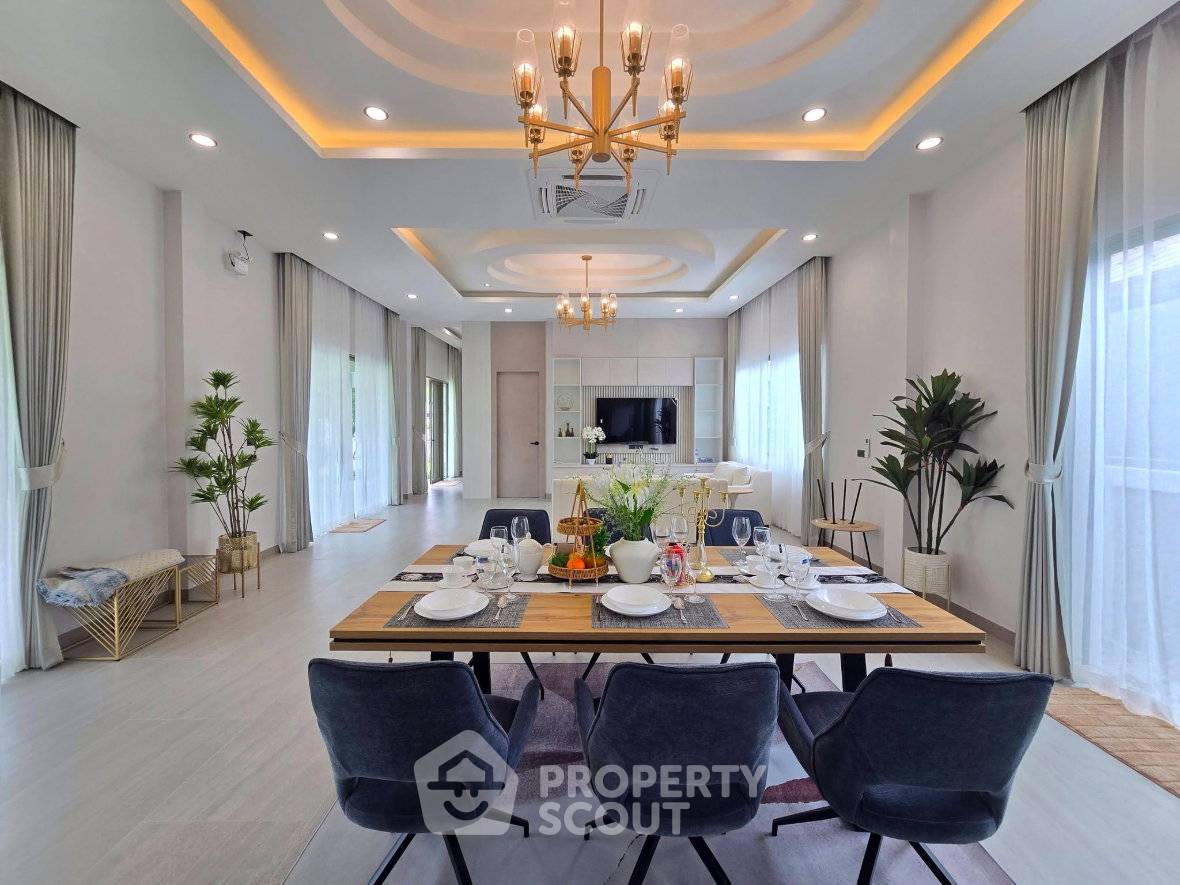 picture 4-BR Villa close to East Pattaya (ID 3314723) - 28/37