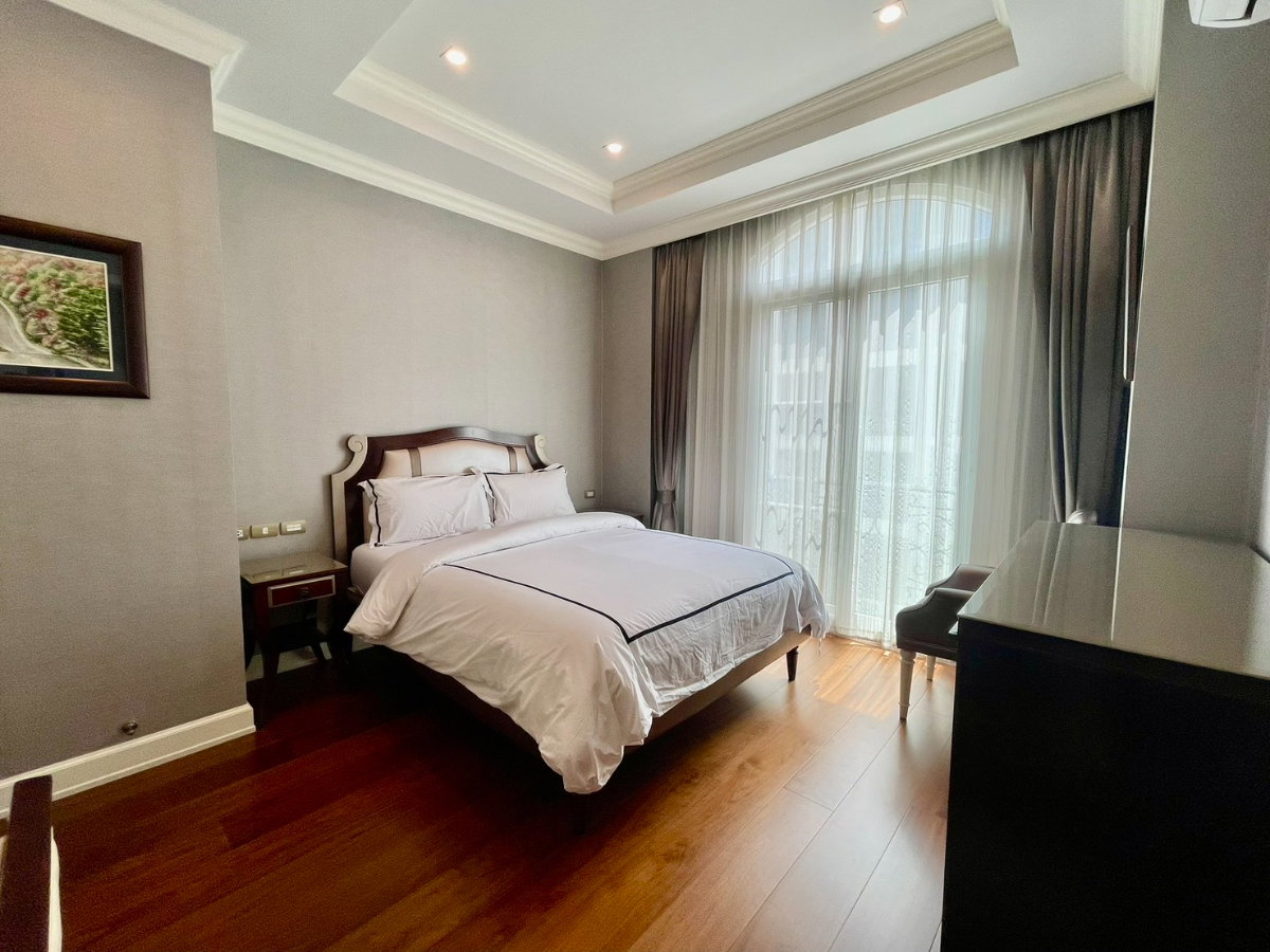 รูป ขายบ้านหรู 4 ชั้น สไตล์ Modern Classic | สุขุมวิท 61 - รูปที่ 2/12