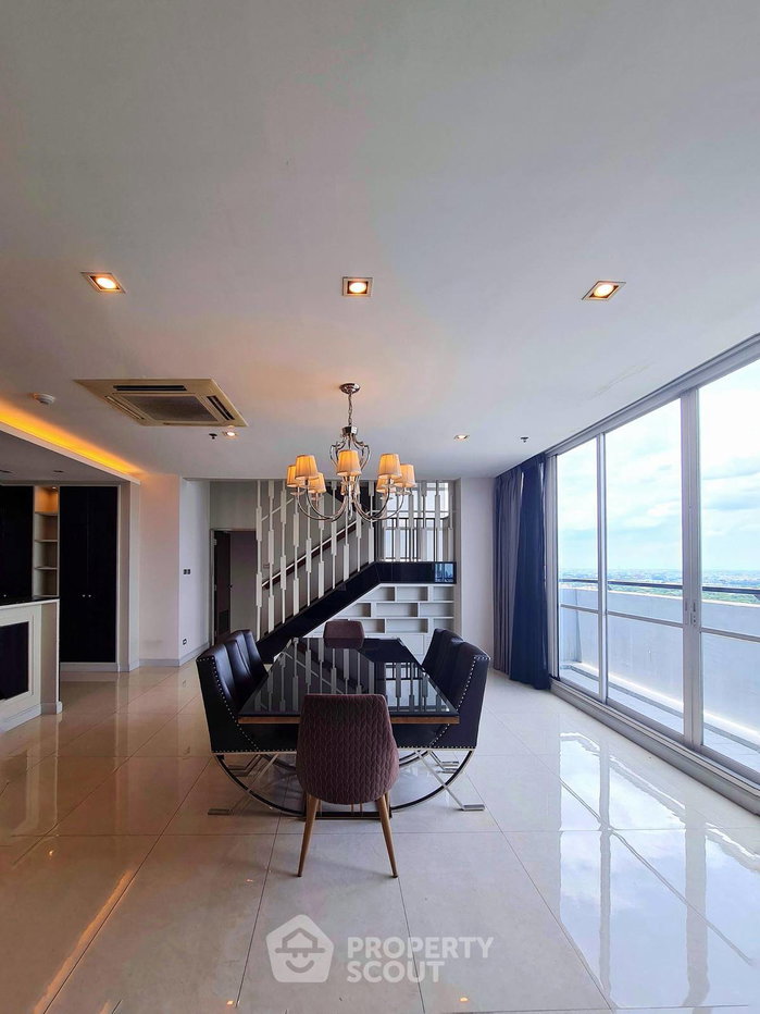 picture 300 Sqm 3-BR Condo At The Fourwings Residence (ID 3173186) - 13/34