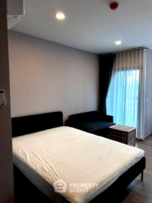 Condos for sale : 15th-Floor 1-BR Aspire Sukhumvit-Rama 4 Near BTS Phra Khanong (ID 2417866)