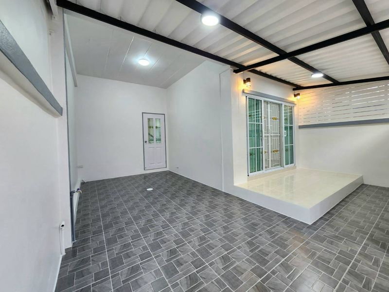 รูป ขายทาวน์โฮมรีโนเวทใหม่ ม.อิสเทิร์นแลนด์3 ศรีราชา - รูปที่ 20/20