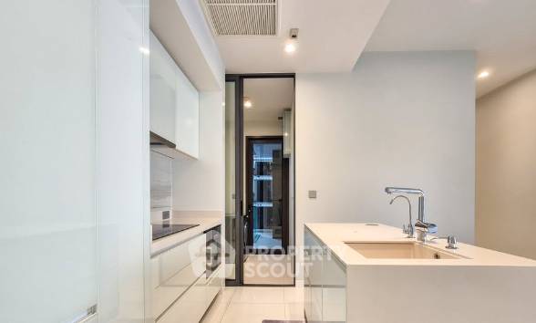 picture 100m From BTS Phrom Phong | 2-BR Vittorio Sukhumvit 39 (ID 3311439) - 2/7