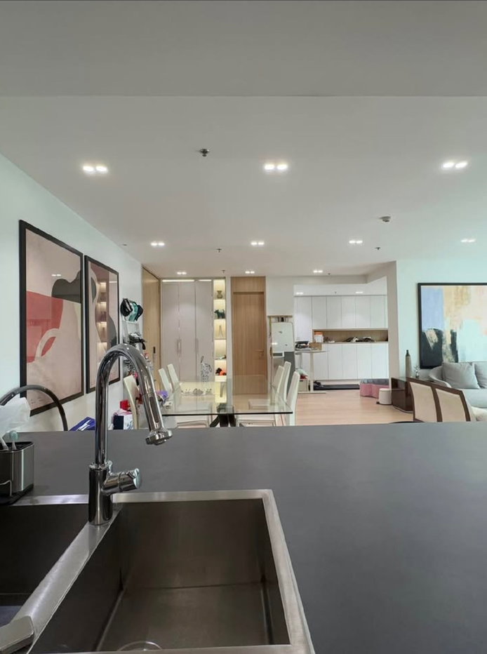 รูป ให้เช่า คอนโดหรู The Royal Saladaeng, 210 ตรม, ชั้น 11 * FULLY FURNISHED* อนุญาตสัตว์เลี้ยง - รูปที่ 3/25