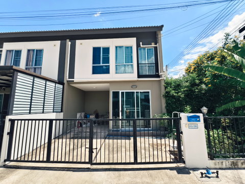 ขาย ทาวน์เฮ้าส์ ราชพฤกษ์-345 ขนาด 27 ตร.วา 3 ห้องนอน 2 ห้องน้ำ เดินทางสะดวกใกล้โรบินสันราชพฤกษ์ 2,790,000 บาท