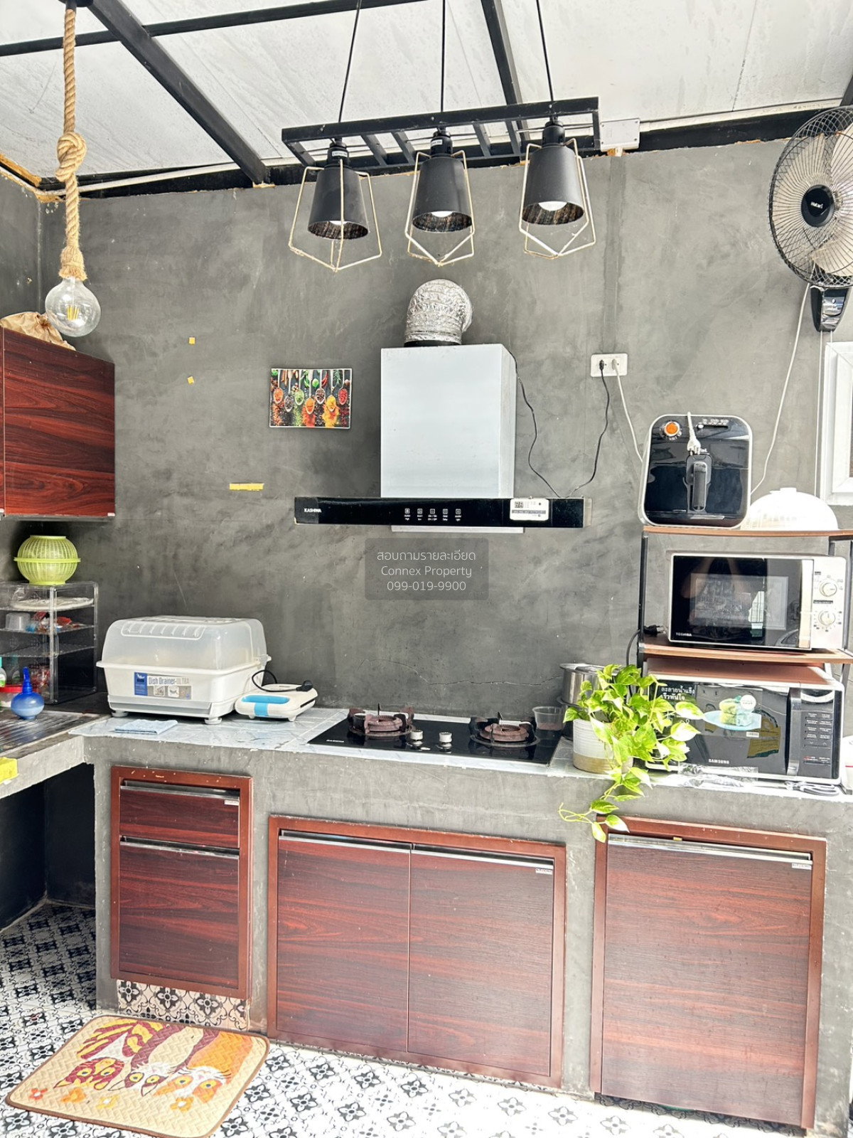 3-bed townhouse for rent, 160 sqm, 19.6 sq wah, Patio Srinakarin - Rama 9