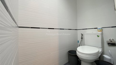 🛏️ 2 ห้องนอน - 🛁 2 ห้องน้ำ - 🏙️ Sea View - 🌏 ชื่อชาวต่างชาติ - 🏢 Centric Sea Pattaya - รหัส: CC82