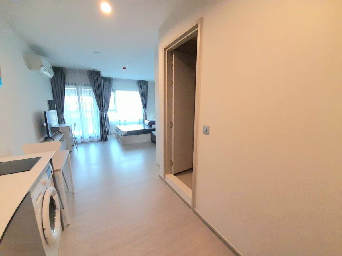 picture Aspire Erawan Prime is located next to Erawan BTS station. - 3/8