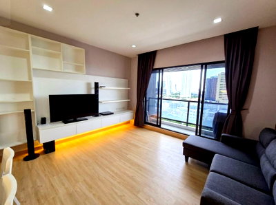 Condos for rent : For Rent Condo URBANO ABSOLUTE SATHON - TAKSIN Building 1, Floor 14,2 bed room, Room size 74 sqm
