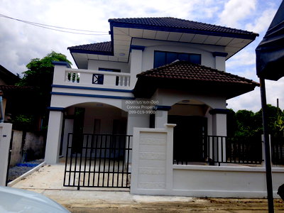 Houses for sale Bangkok : For Sale House , Thanaphat 2 , corner unit , wide frontage , newly renovated , Bang Ramat , Taling Chan , Bangkok , CX-175646 ✅ Live chat with us ADD LINE @connexproperty ✅