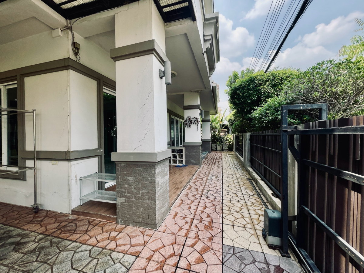 รูป ขายบ้านเดี่ยว หมู่บ้านสกุลธร วัชรพล 2/3 ขนาด 55.5 ตร.ว. ใกล้ถนนตัดใหม่! รีโนเวทใหม่ทั้งหลัง - รูปที่ 26/29